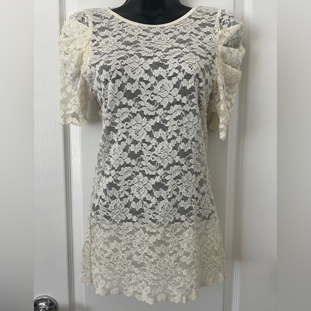 bebe Cream Lace Top (BUNDLE of 2)